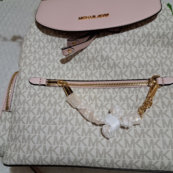 Michael Kors  Women backpack   crema New - Picture 2 of 12